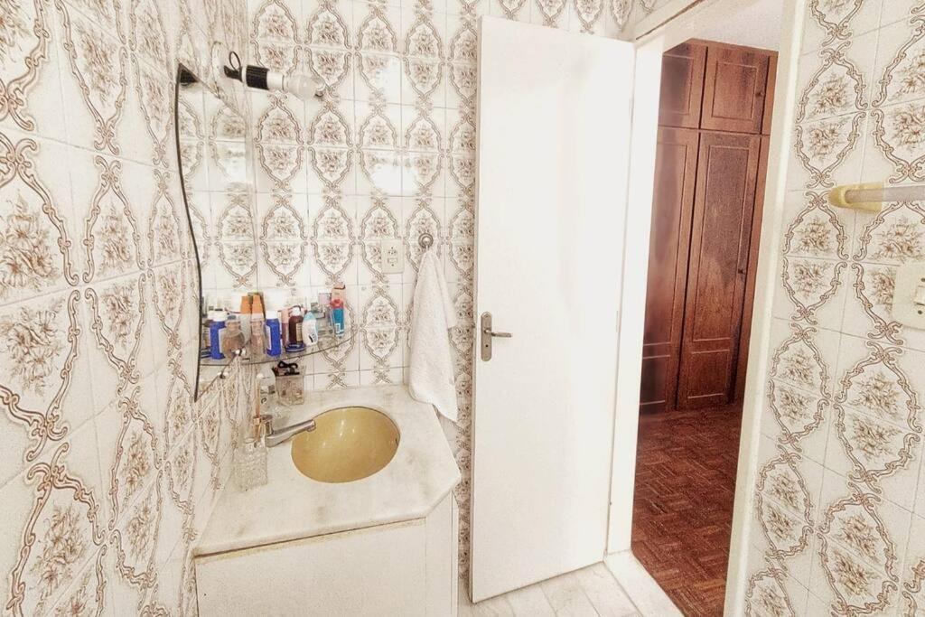 Apartment Espacoso Em Excelente Localizacao Na Barra Salvador